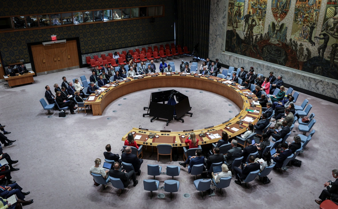 Jeenah Moon / Reuters