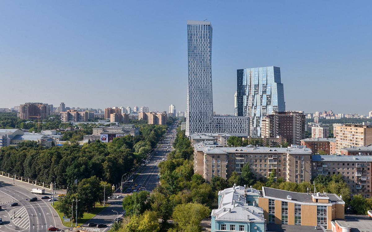 Интерес жителей регионов к недвижимости в Москве за год упал в 1,5 раза