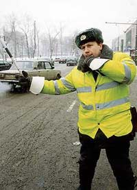 Б.Грызлов : В Москве ежегодно фиксируется более 2 млн нарушений правил дорожного движения