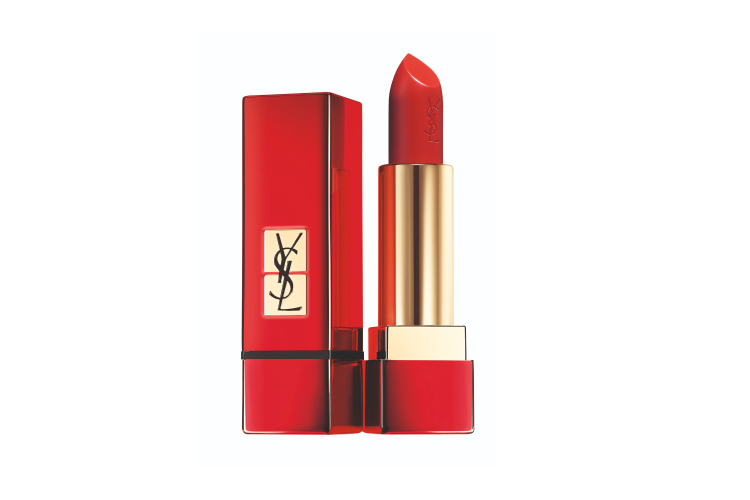 Помада Rouge Pur Couture, оттенок красный, лимитированный выпуск, Yves Saint Laurent Beauty, 3275 руб. (yslbeauty.com.ru)
