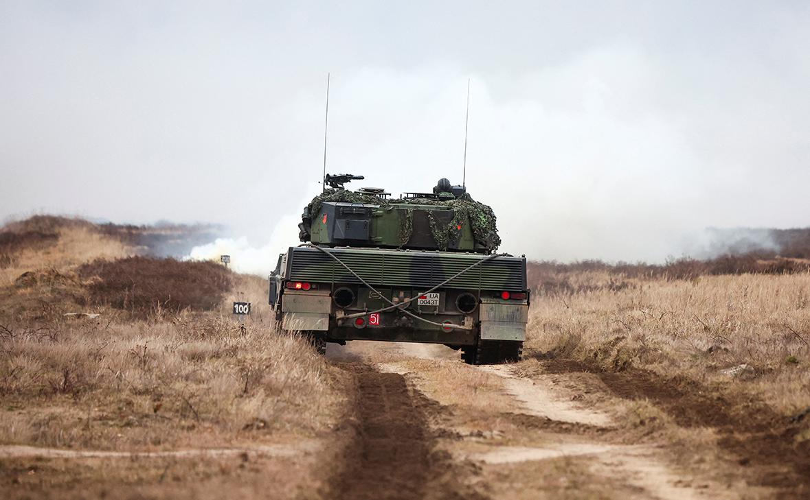 Польша сообщила, что танки Leopard 2 уже находятся на Украине"/>













