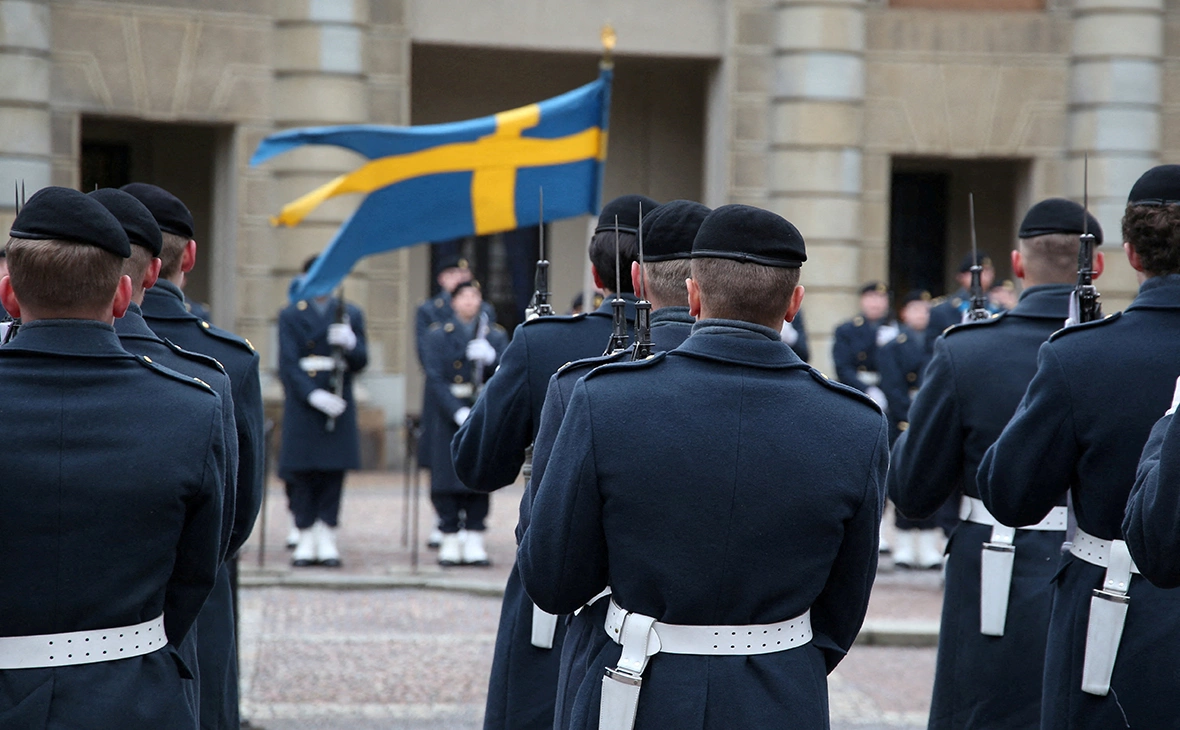 Tom Little / Reuters