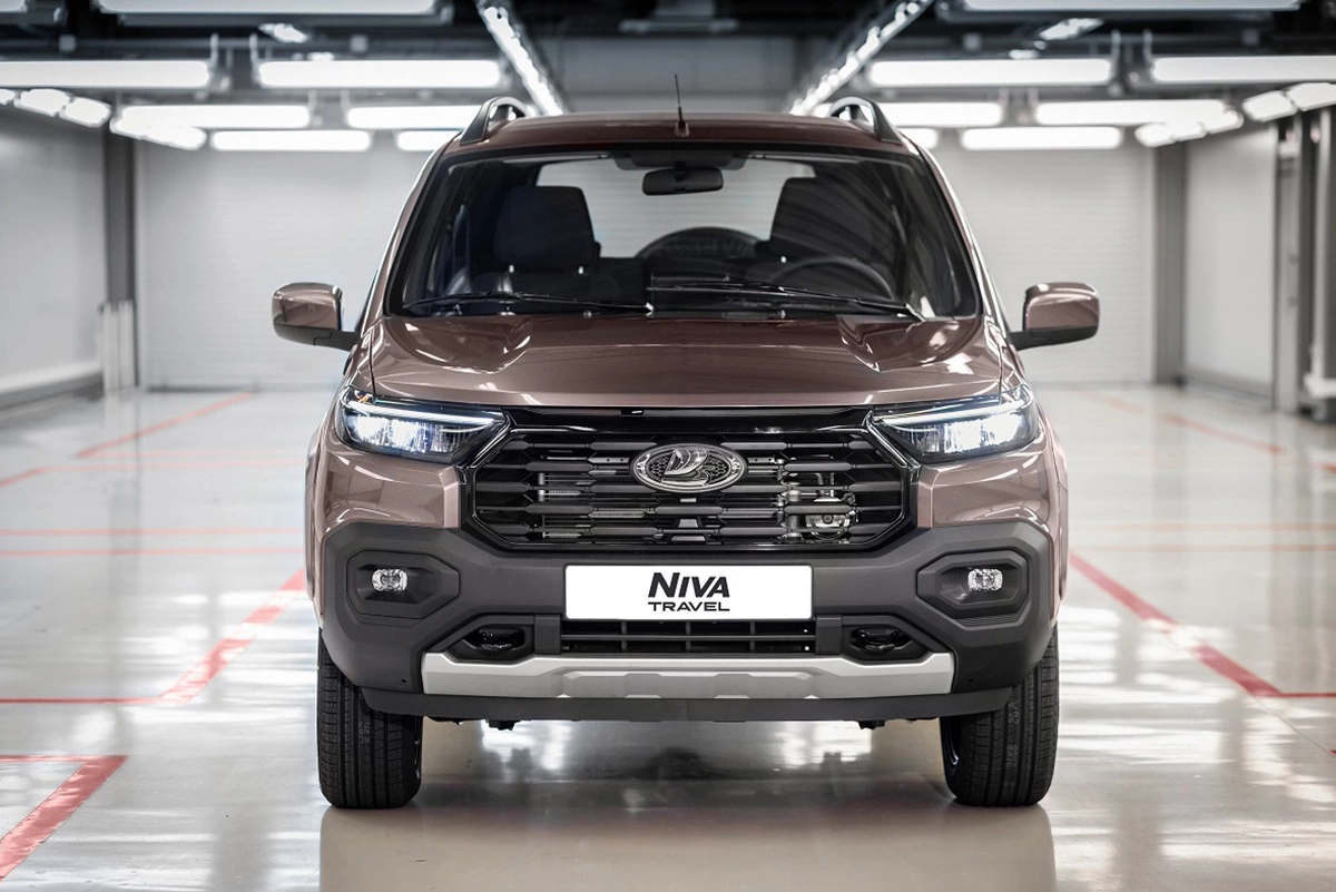 Lada Niva Travel