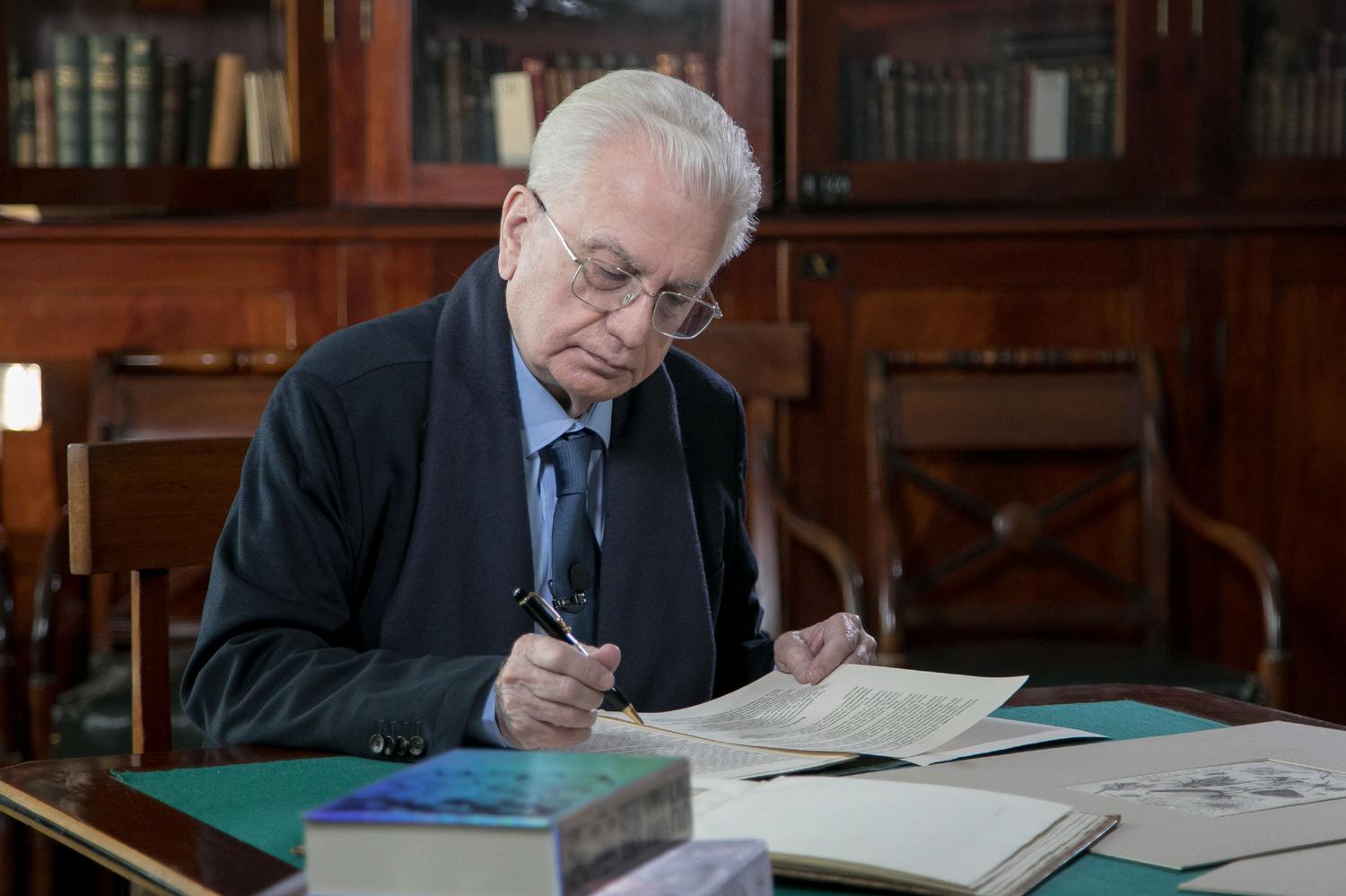 Михаил Пиотровский