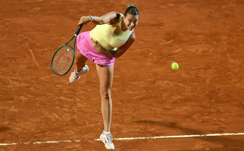 Соболенко проиграла первой ракетке мира в финале второго турнира подряд