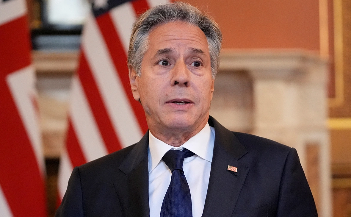 Mark Schiefelbein / Reuters