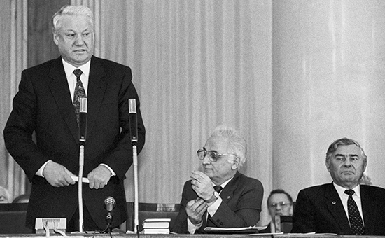 Борис Ельцин на&nbsp;общем собрании Российской Академии наук. 17 декабря 1991 года


