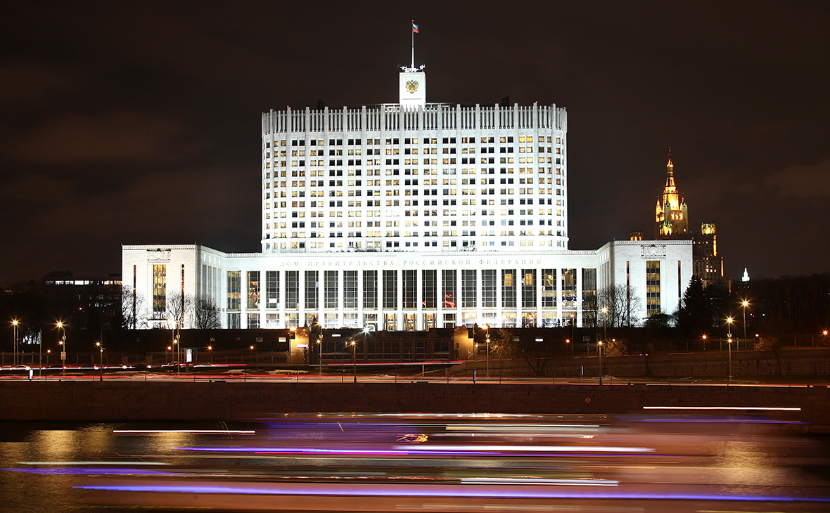 Вид на Дом правительства Российской Федерации