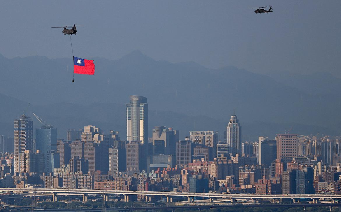 Тайвань сообщил о приближении к острову самолетов и кораблей КНР