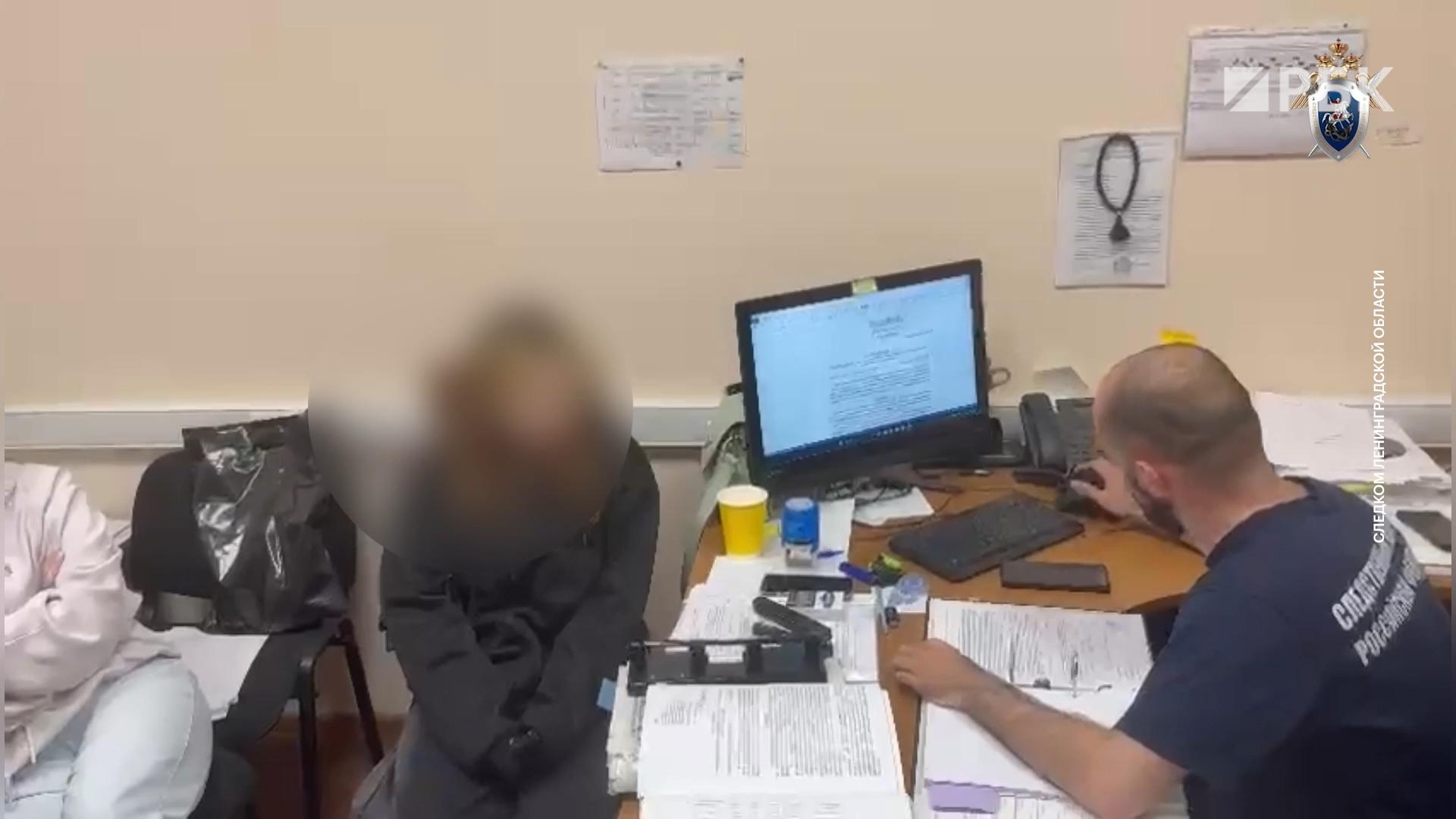 В Ленобласти задержали 15-летнюю мать выброшенного в окно младенца