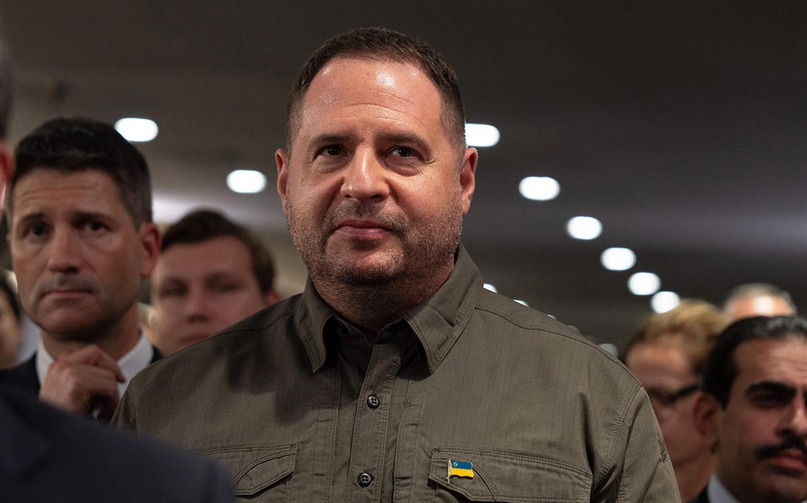 Бывший пресс-секретарь рассказала о саботаже Ермака приказов Зеленского