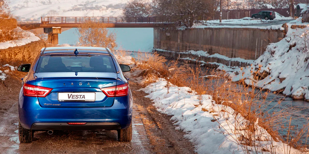 Lada Vesta
