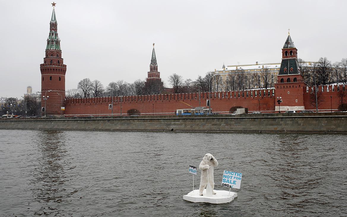 Юристы объяснили, что может грозить за донаты и старые посты о Greenpeace