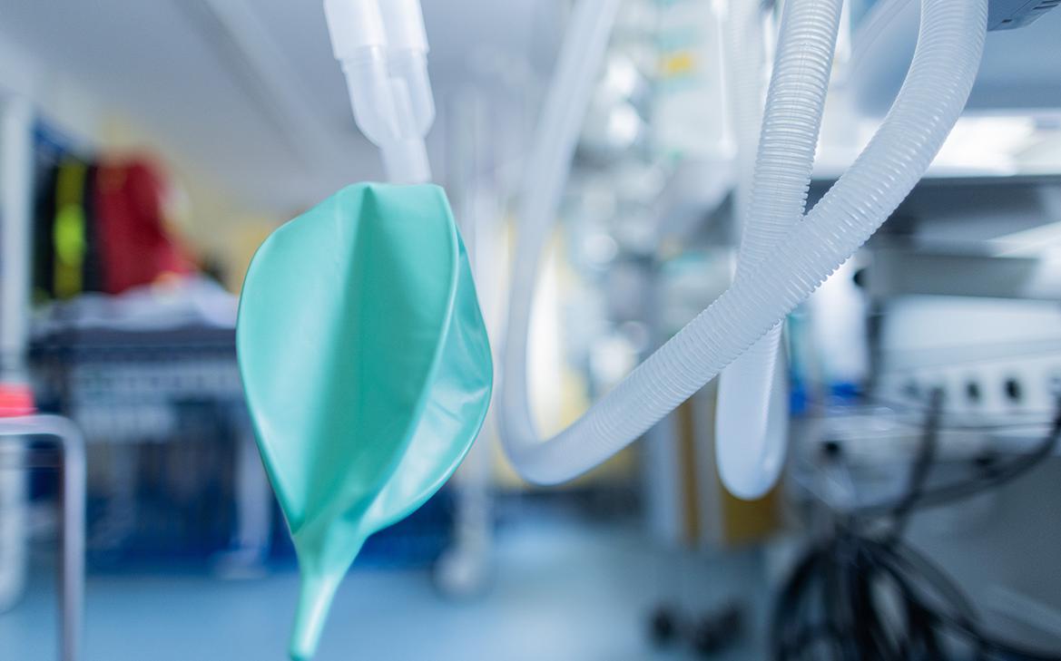 Трое пострадавших в школе Красноярска находятся с ожогами в реанимации