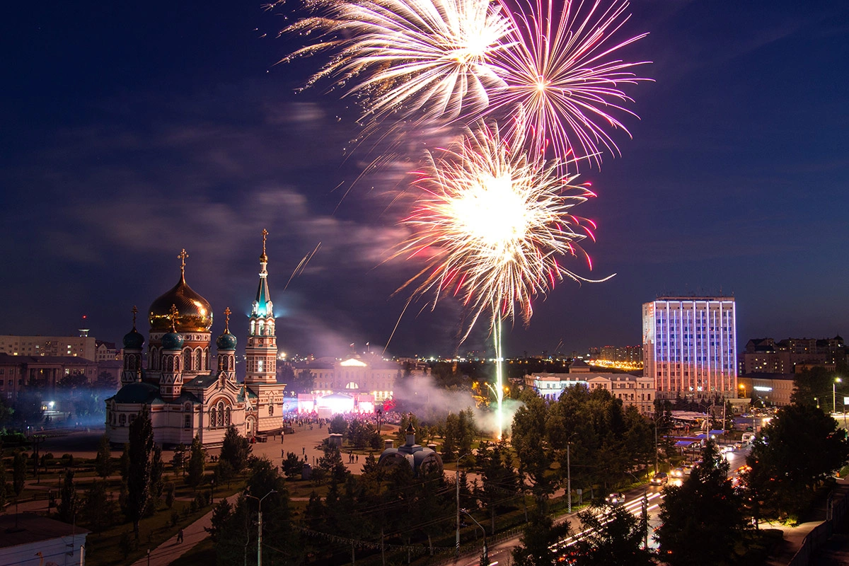 Салют на День города в Омске