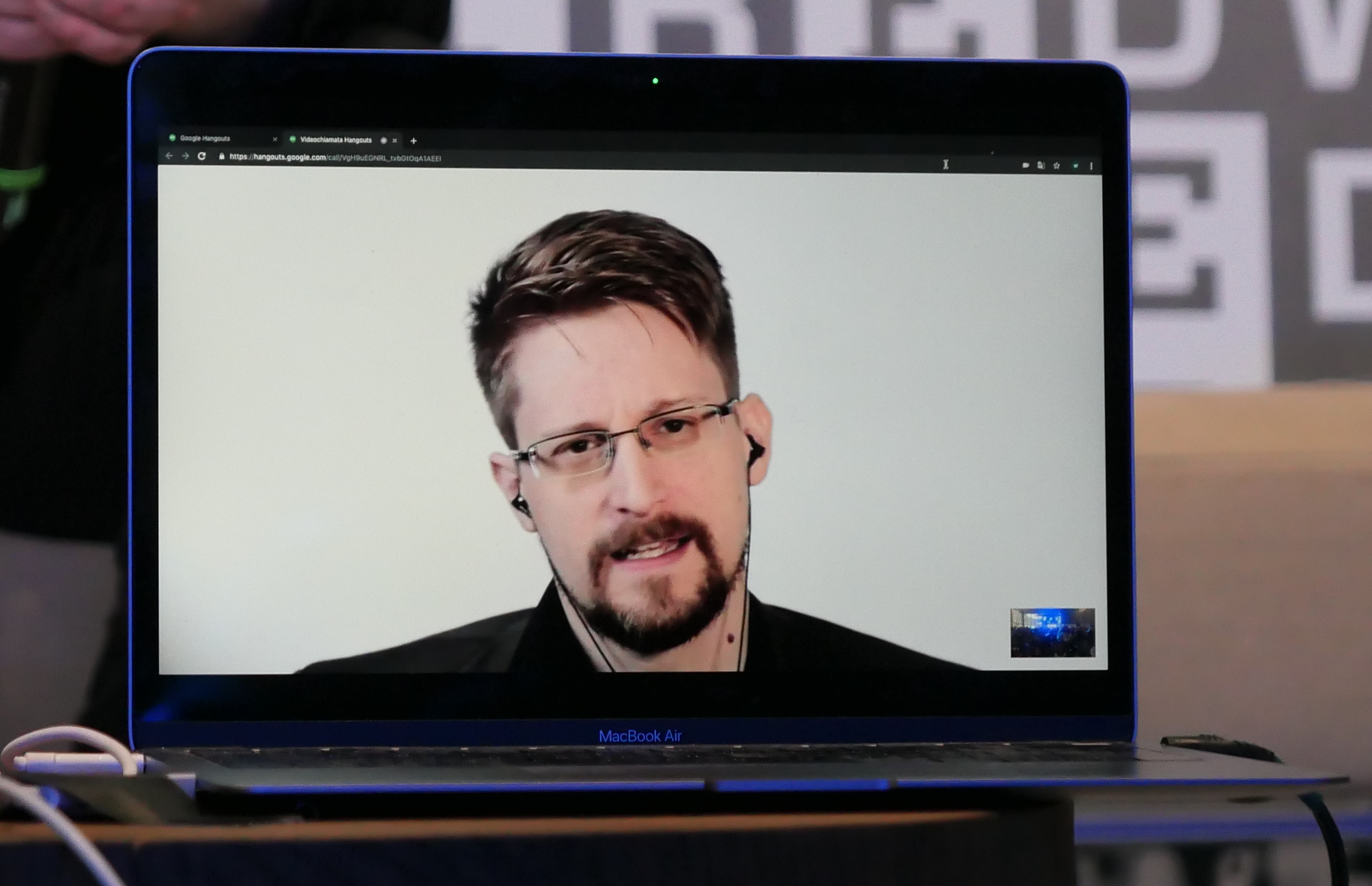 Эдвард Сноуден&nbsp;во время онлайн-общения в&nbsp;рамках фестиваля&nbsp;Wired Next Fest 2019
