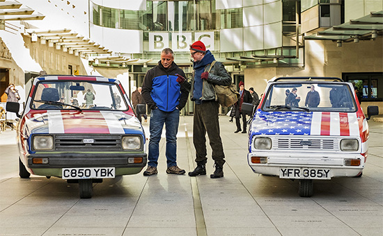 Новые ведущие Top Gear Мэтт Леблан и&nbsp;Крис Эванс&nbsp;(слева направо)



