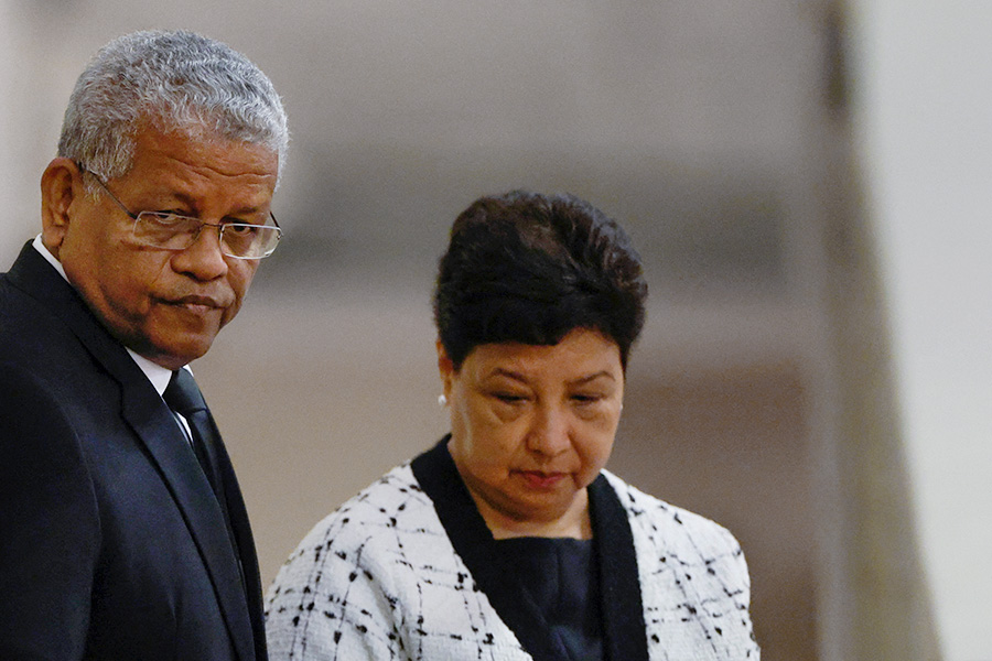 Президент Сейшельских Островов Вавел Рамкалаван и его жена Линда,&nbsp;Вестминстер-холл