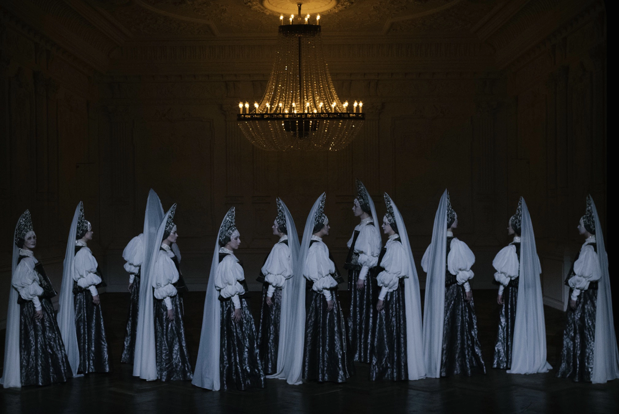 Куда сходить в январе: «Женитьбы» в двух городах, цирковые шоу и кино