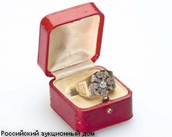 Перстень Фаберже перед продажей покажут в Петербурге