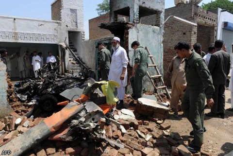 В Пакистане столкнулись самолеты