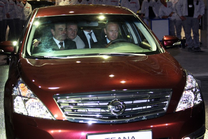 Nissan Teana выпускается с 2008г. в Санкт-Петербурге.

Стоимость машины &ndash; 1,1-1,5 млн руб.