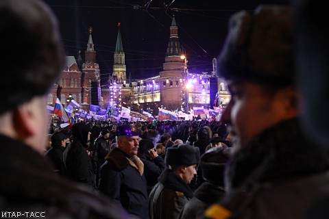 На Манежной площади собрались 110 тыс. сторонников В.Путина