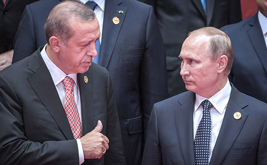 Президент Турции Реджеп Эрдоган и президент России Владимир Путин (слева направо)


