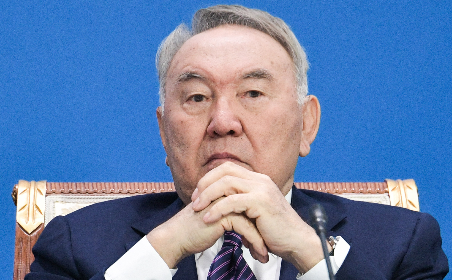 Без памятника и поста: потерял ли Назарбаев власть в Казахстане"/>













