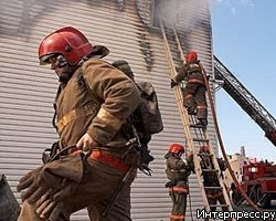 На заводе "Красный треугольник" в Петербурге сгорел склад