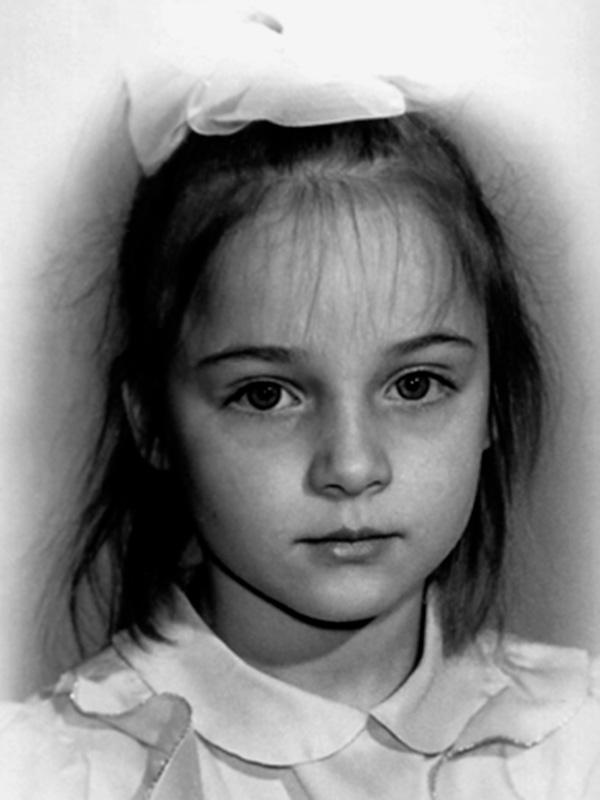 Аналар балаларын ұрады