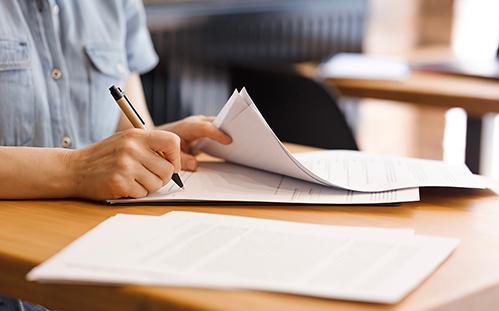 Чем опасна временная регистрация для собственника: 5 последствий