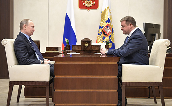 Владимир Путин и&nbsp;Николай Любимов (слева направо)


