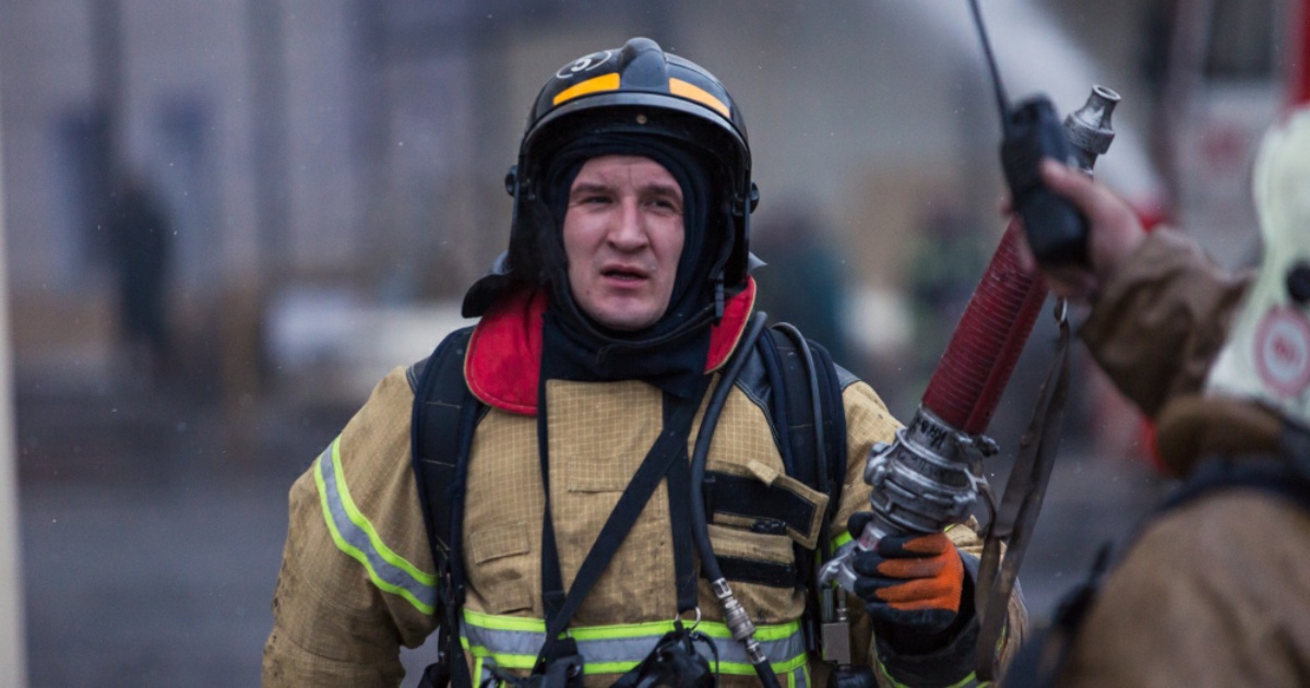 Человек из ведомства. Пожарные Новосибирск. Новосибирск люди. Начальник пожарной охраны Украины. Ветераны пожарной охраны.