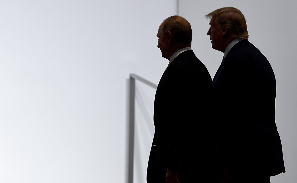 Владимир Путин и Дональд Трамп (слева направо)