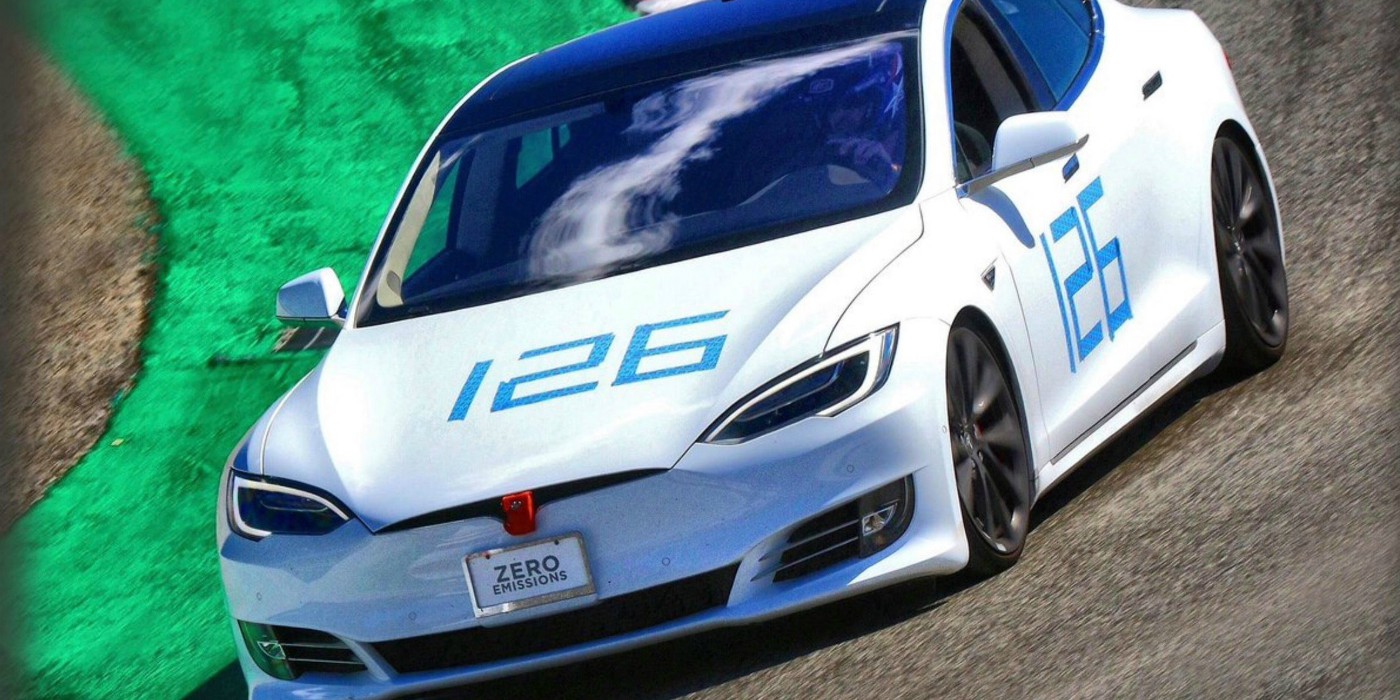 Илон Маск рассказал о подготовке Tesla Model S к рекорду на Нюрбургринге