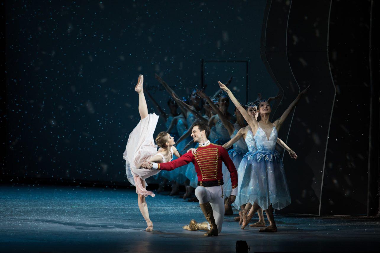 Наталья Сомова и Иван Михалев в постановке &laquo;Щелкунчик&raquo; на сцене МАМТ