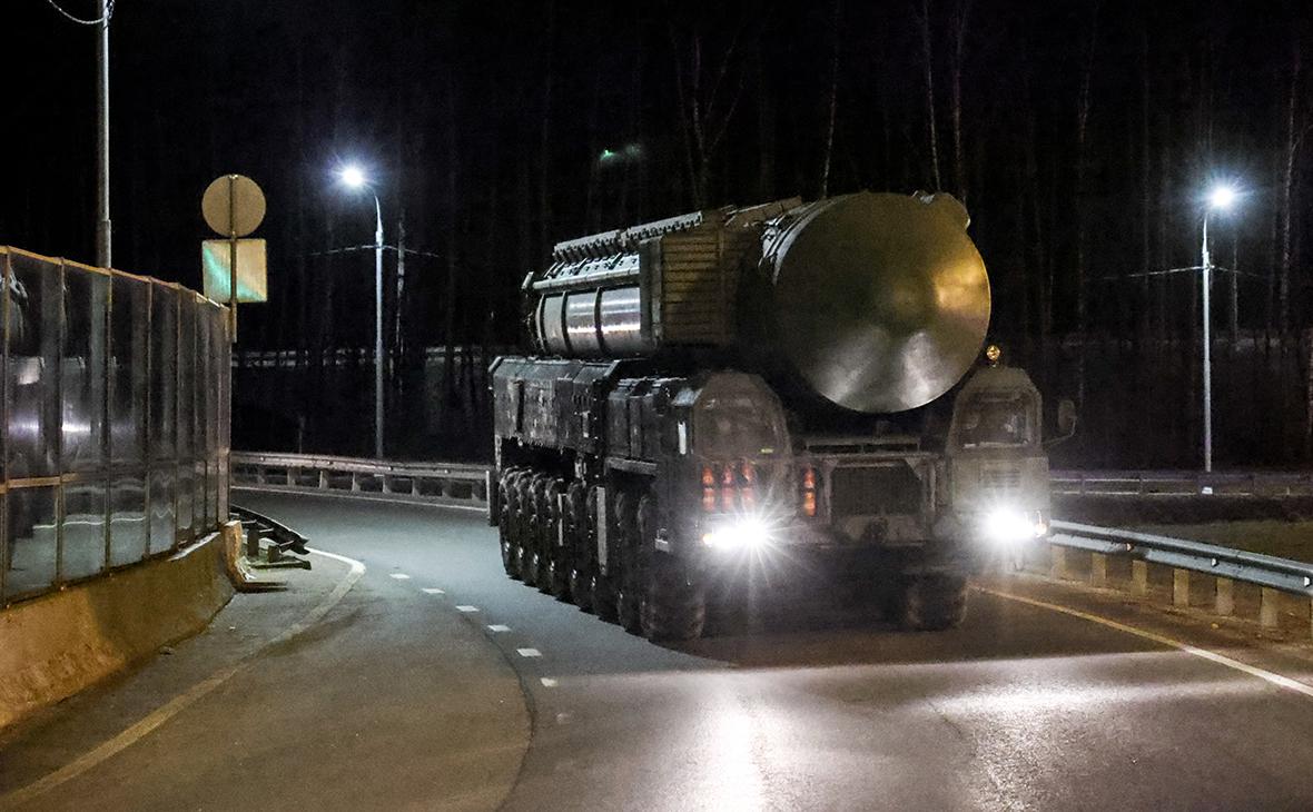 Берлин назвал запугиванием размещение ядерного оружия в Белоруссии"/>













