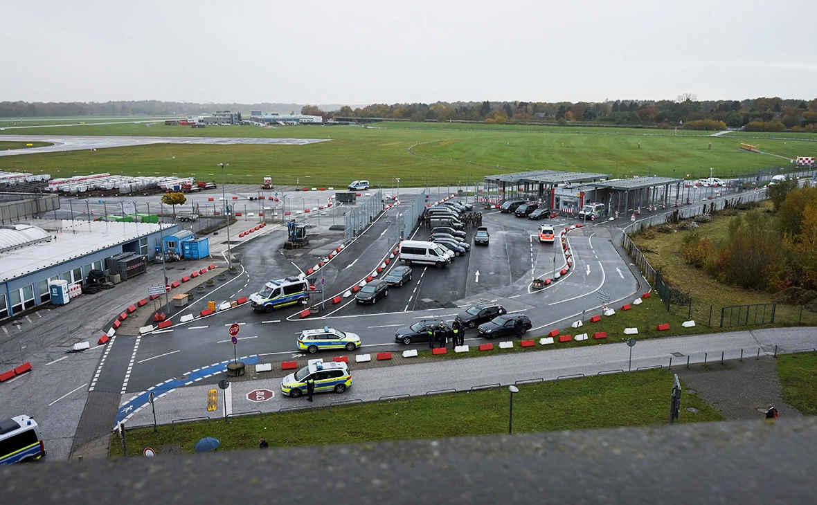 Fabian Bimmer / Reuters