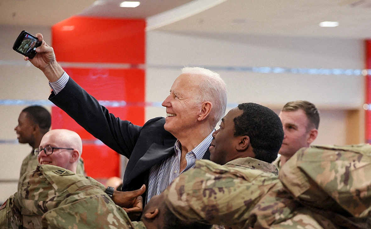 Evelyn Hockstein / Reuters