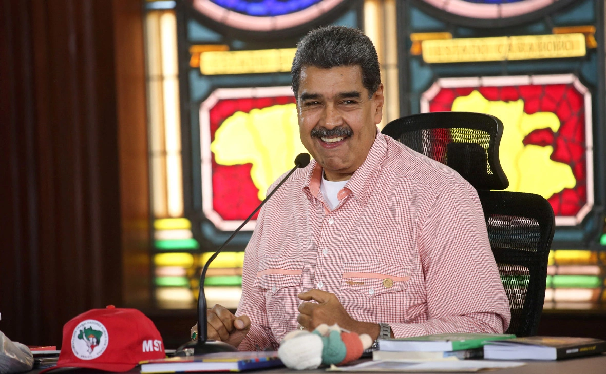 Miraflores Palace / Reuters