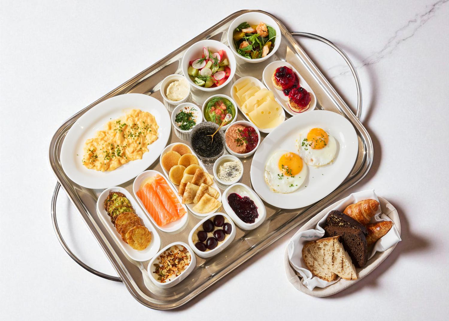 Суперсет с черной икрой, ресторан Atlantica