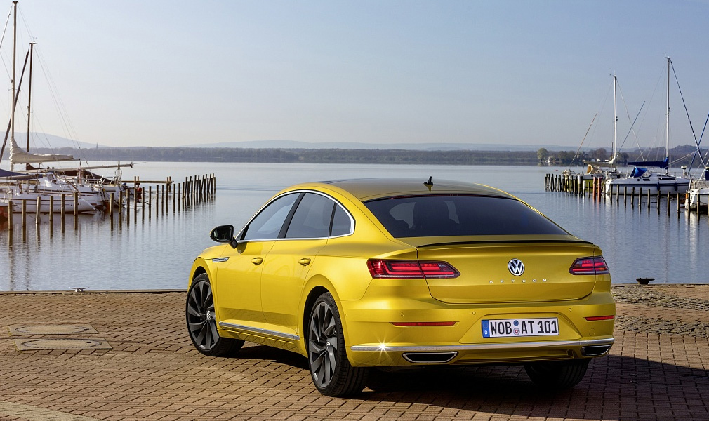 Volkswagen назвал рублевую стоимость лифтбека Arteon