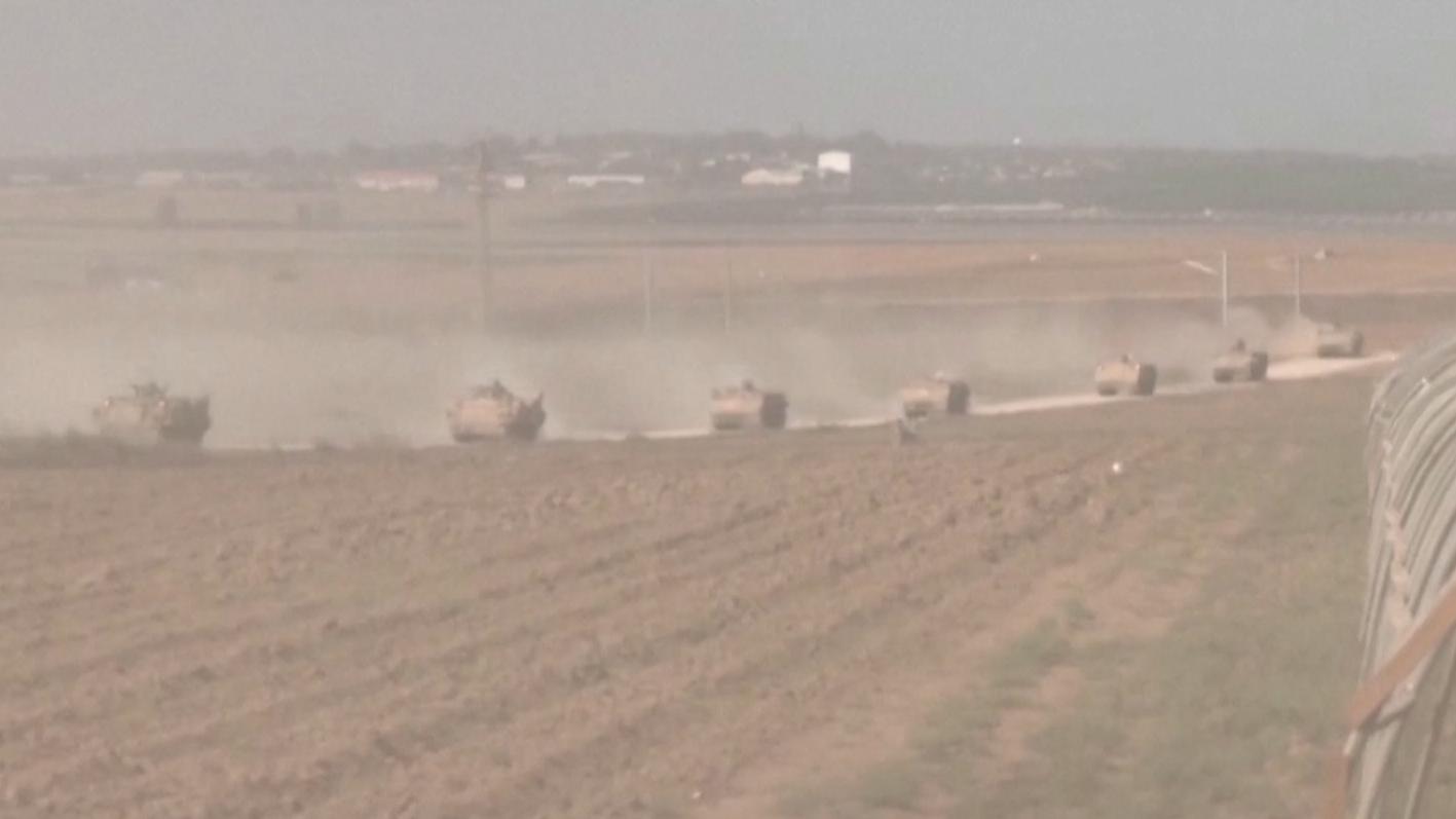 Израильские танки у границы с сектором Газа. Видео