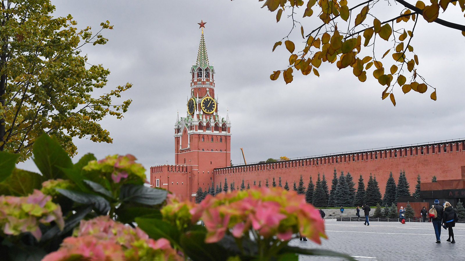 Синоптик рассказала, стоит ли москвичам ждать продолжения бабьего лета