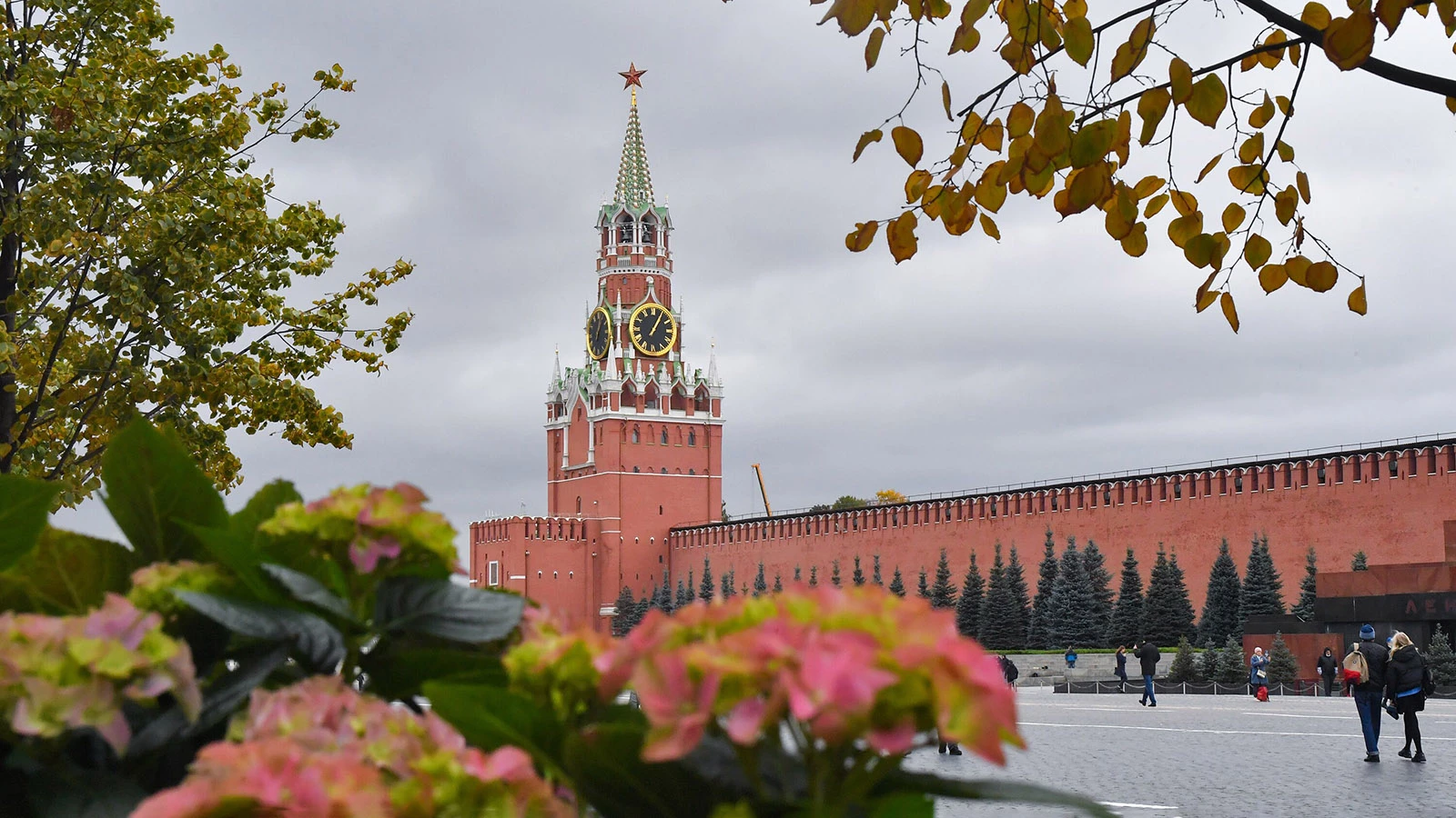 Синоптик рассказала, стоит ли москвичам ждать продолжения бабьего лета