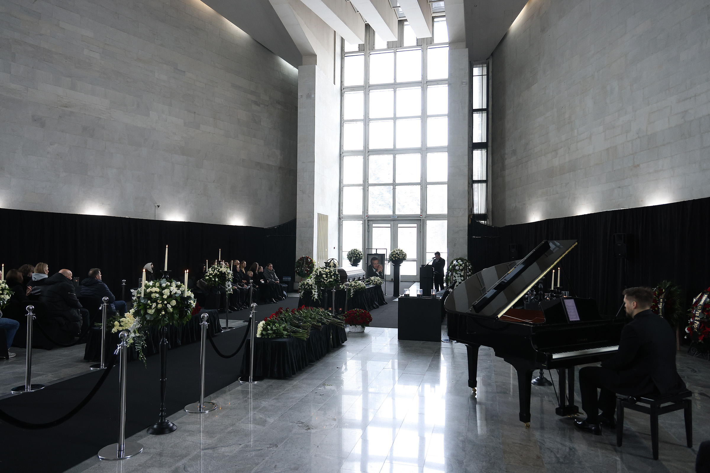 Причины смерти пока не установлены