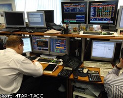 Российский рынок акций прибавил по итогам торгов около 3%