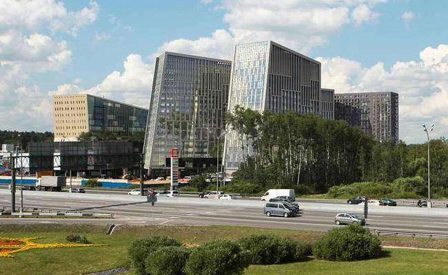 Проектное изображение гостинично-делового комплекса на пересечении МКАД и Рублево-Успенского шоссе