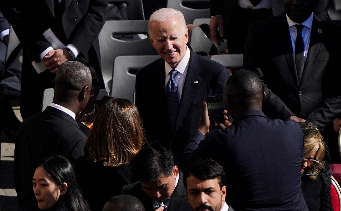 Nathan Howard / Reuters